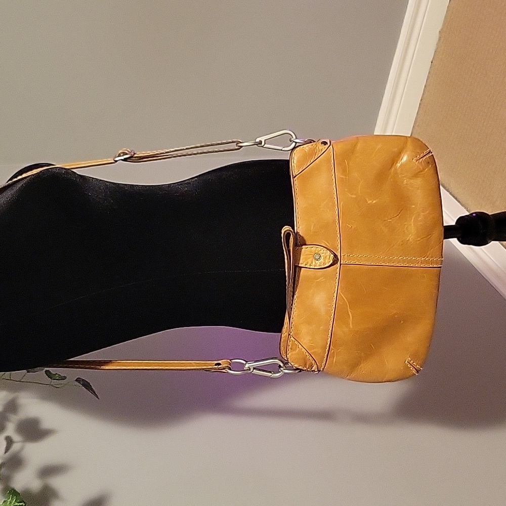 RUEHL no. 925 x Abercrombie & Fitch leather crossbody bag - Picture 5 of 7